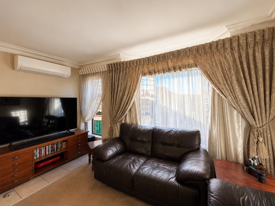 3 Bedroom Property for Sale in Universitas Free State